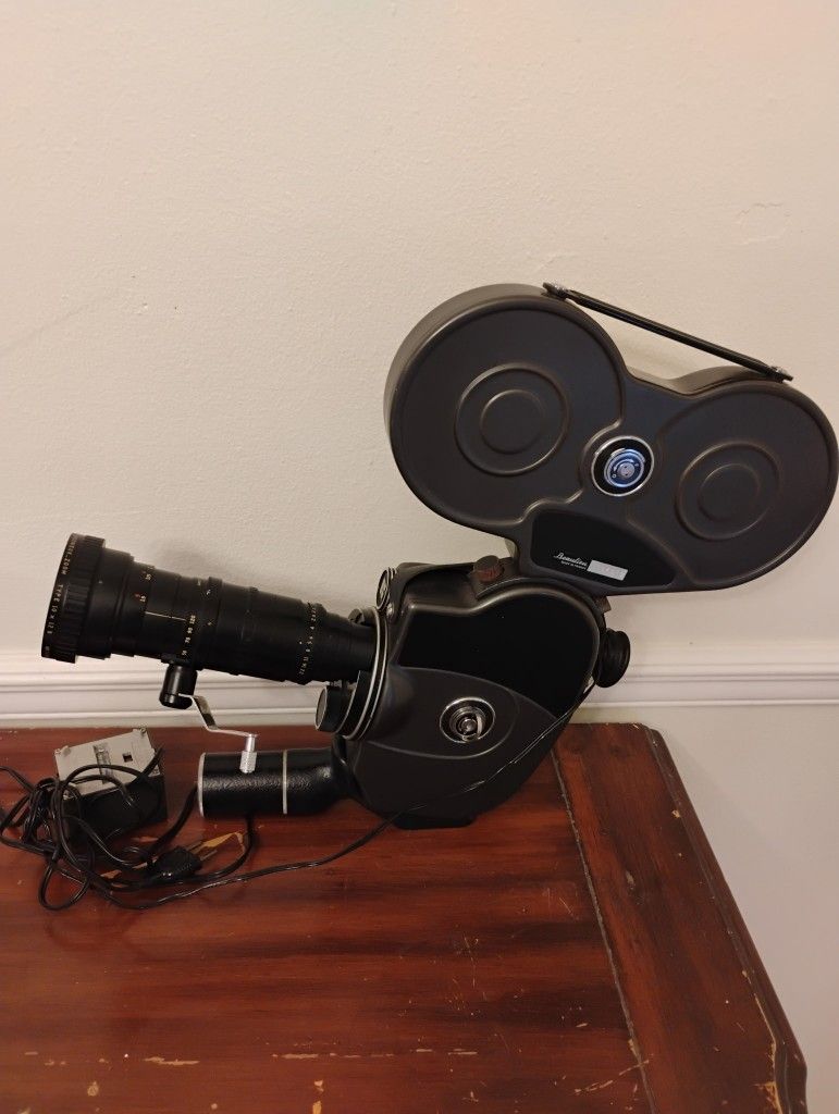 Beaulieu Camera R16