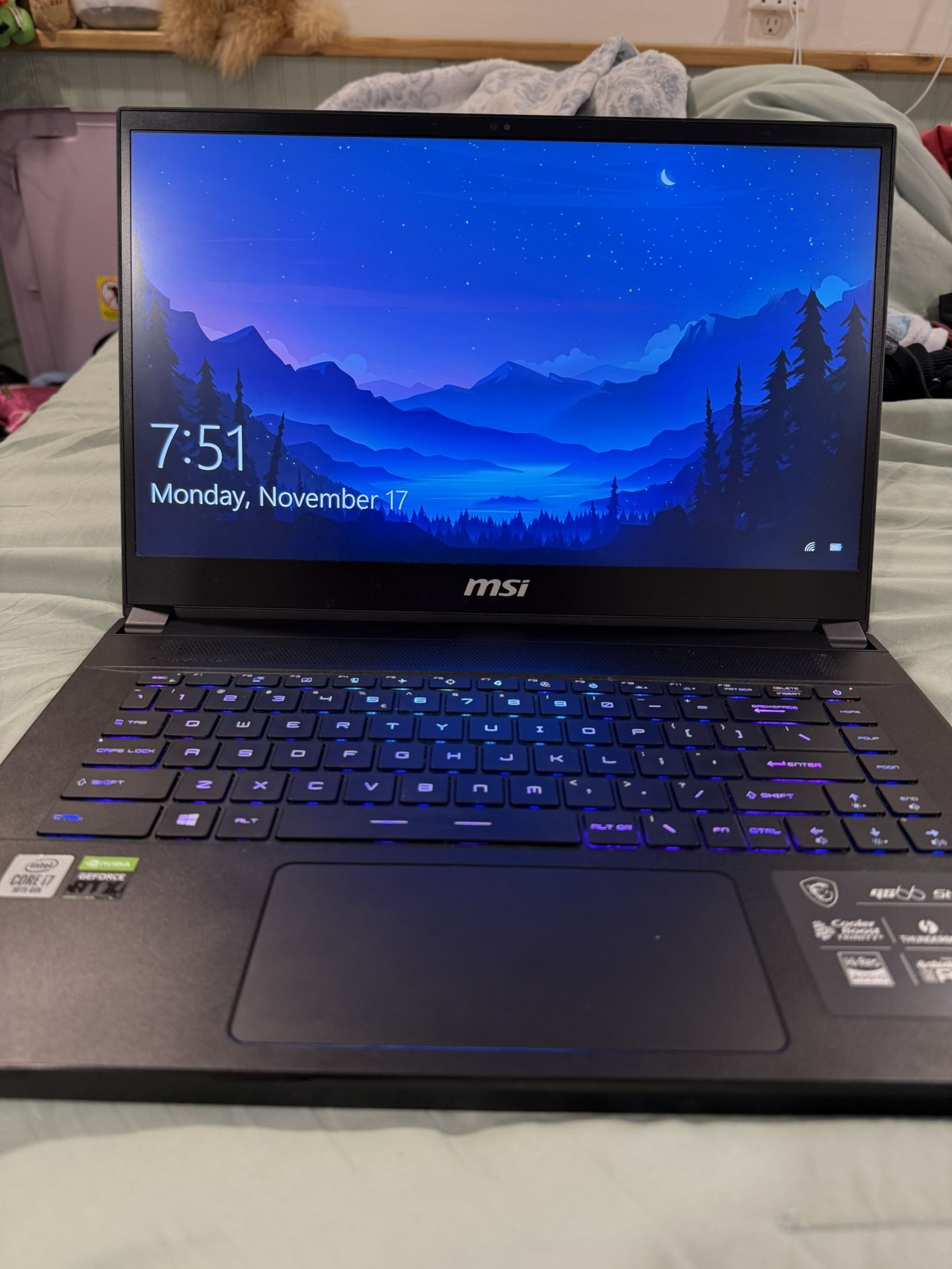 MSI GS66 Stealth 10SE Laptop