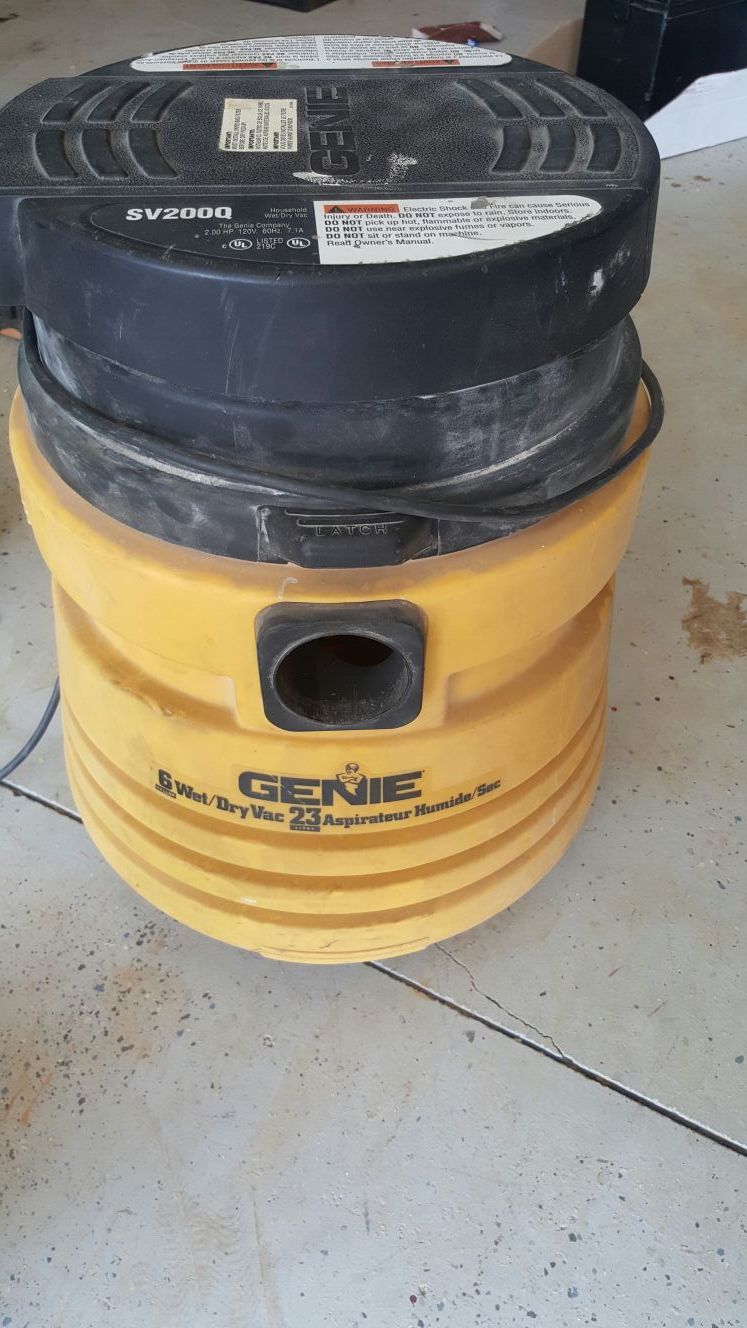 Genie 6 gallon wet dry vac sv200q