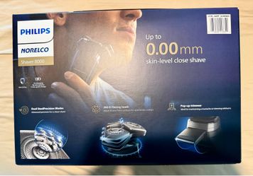 Philips Norelco Shaver 8000