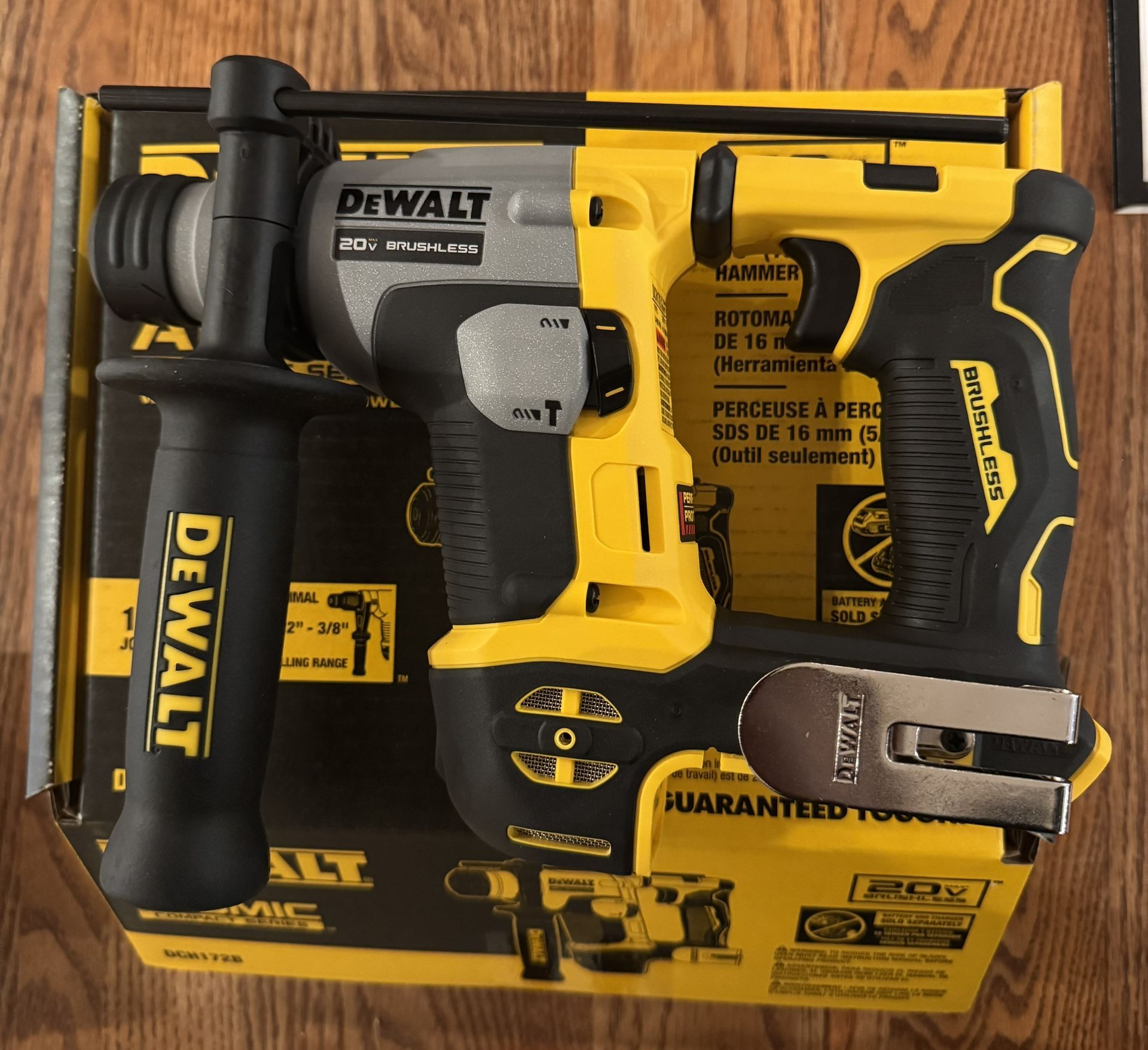 Dewalt ATOMIC 20v Cordless 5/8 Hammer Drill
