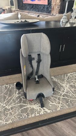 Clek Foonf car seat