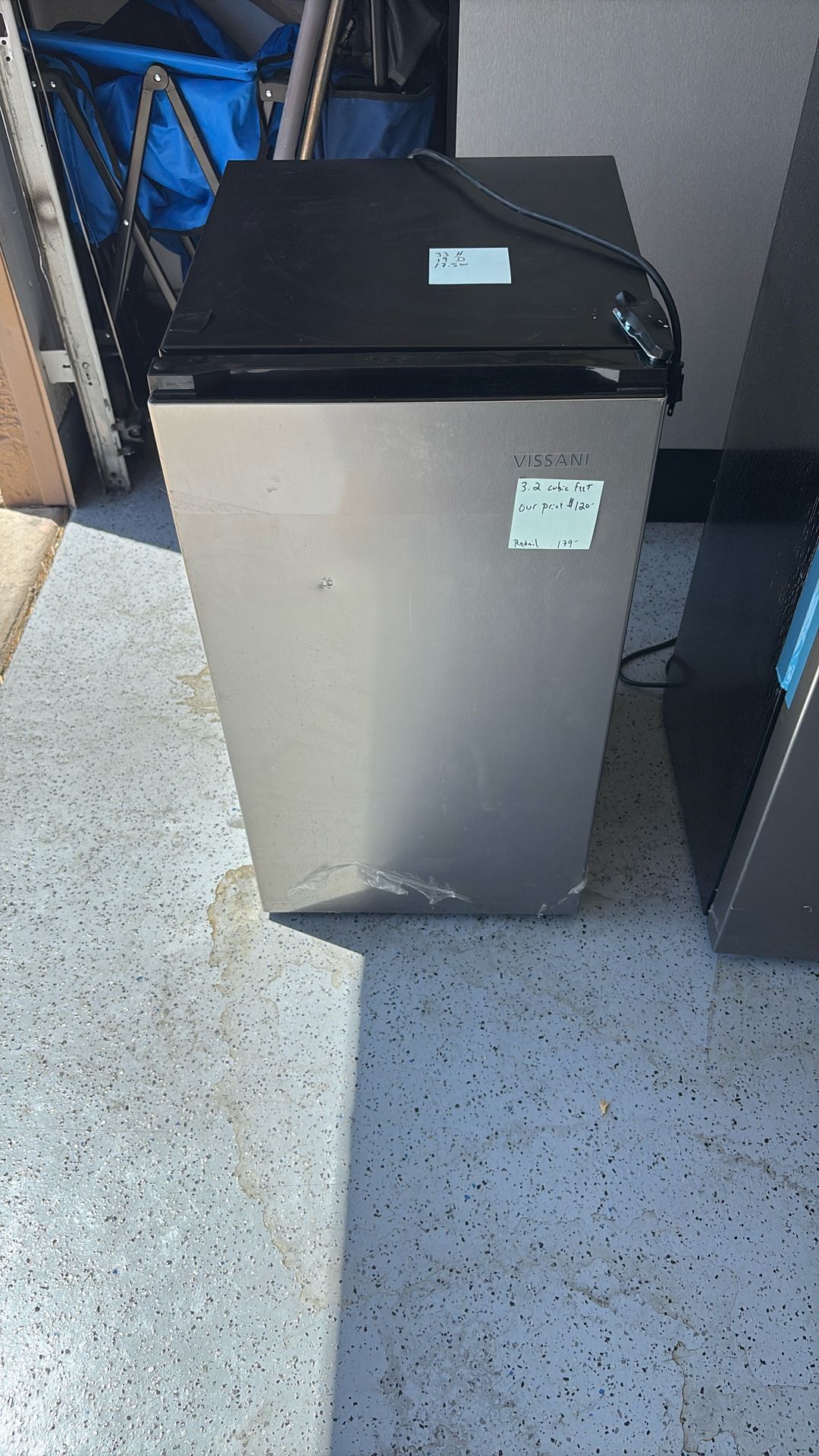Mini Refrigerator 3.2 Cu Ft