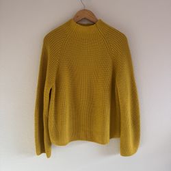 Size L ANTONIO MELANI Mustard Turtleneck Sweater - Yellow / Golden Turtleneck