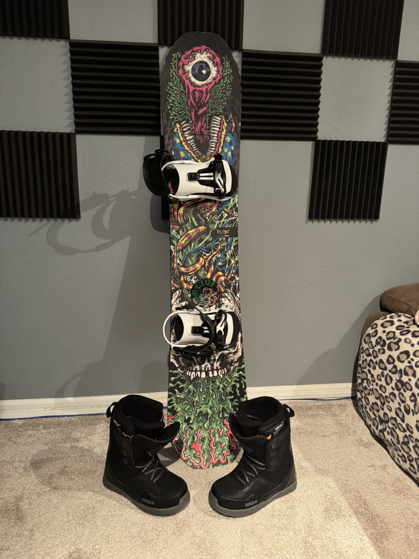 Snowboard Set FEAST 156cm Size 10 Shoes