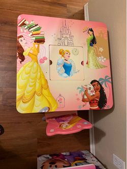 Disney princess table and chairs