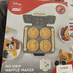 Dash Disney Mickey & Friends No-Drip Waffle Maker