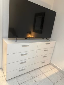 8 drawers double dresser