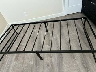 Twin size mattress and foldable bed frame bundle