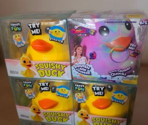 Brand new! Crazy Fun big yellow Squishy and stretchy Duck and Quackeez Tie Dye Duckeez