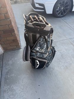 Sun Mountain C130 Golf Bag