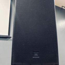 JBL EON612 12" Two-Way Stage Monitor Speaker w/ Bluetooth Capabilities 