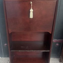Beautiful Bombay Company Mahogany Secretary Desk - 24x10 ½x47  
