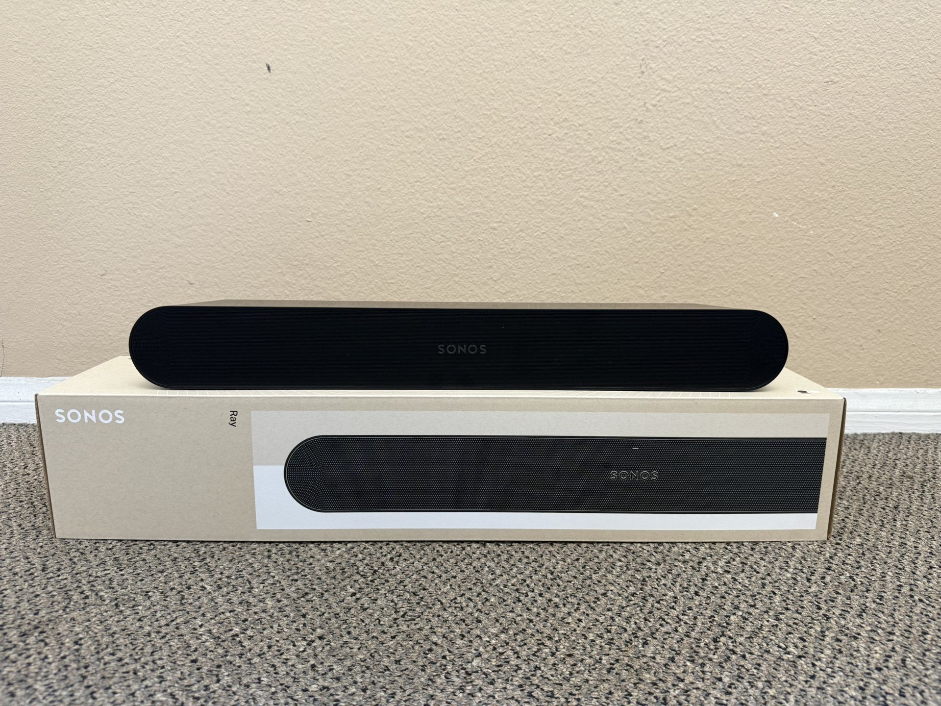 Sonos Ray Compact Sound Bar for TV, Gaming, and Music (Black)