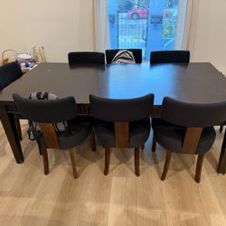 Beautiful solid/real wood dining table set for sale! 