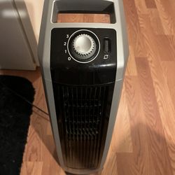 Lasko high velocity tower fan