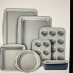 Carote 7-Piece Nonstick Stackable Baking Pans Set Bakeware