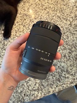 Sony Lens E 18-135mm f/3.5-5.6 OSS
