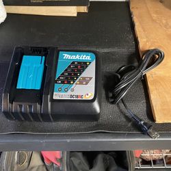 Makita Rapid Charger