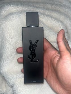 Men’s cologne YSL MYSLF LE PARFUM