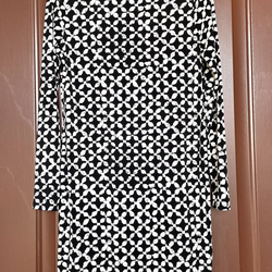 Michael Kors Mid-length Long Sleeve Geometric Black & White Dress. Size  S