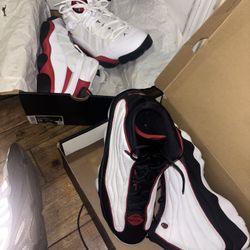 Jordan 6 cherry rings brand new never worn. Jordan pro strong black varsity red & white 