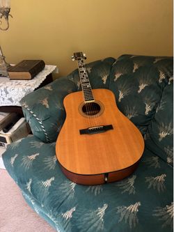LARRIVEE Acoustic electric guitar