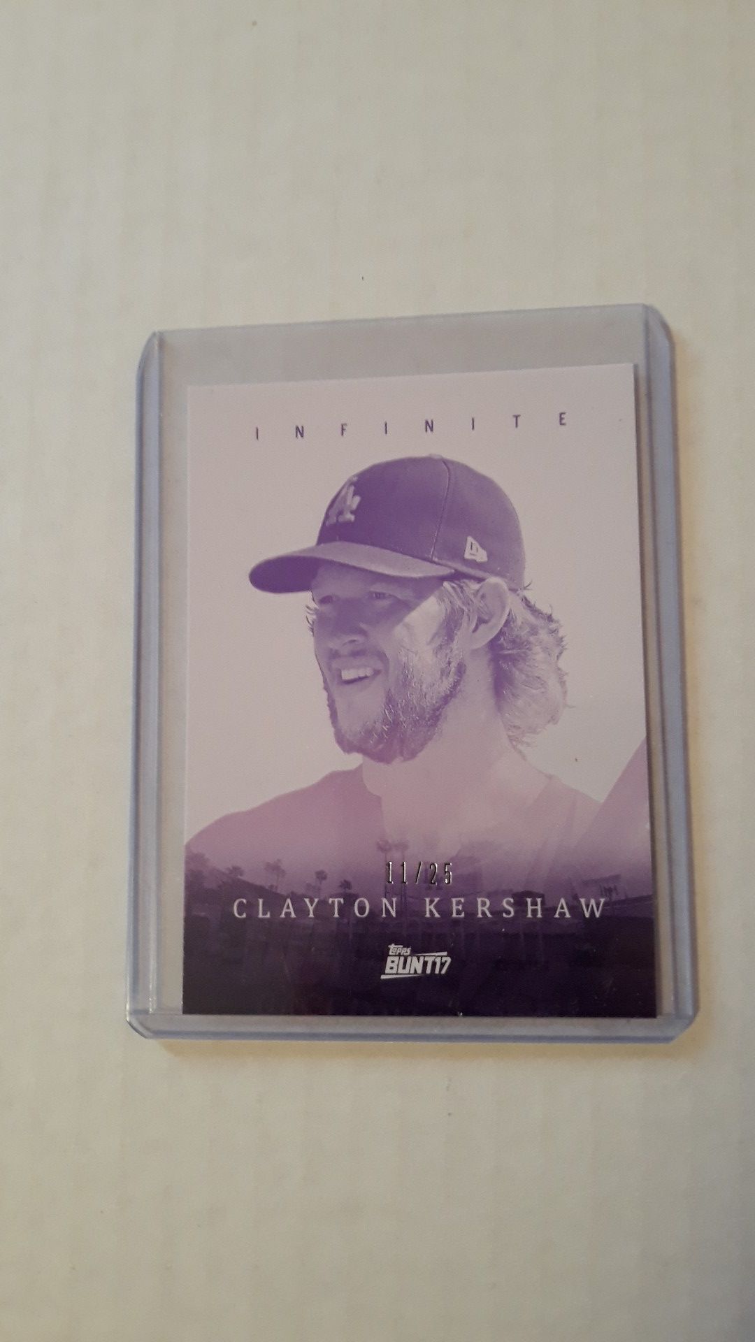 2017 Topps Bunt Clayton Kershaw Infinite.
