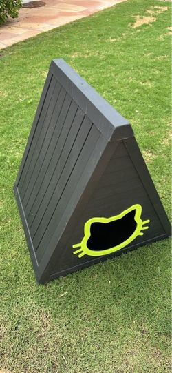 Indoor Outdoor A-Frame Cat Dog Pet House