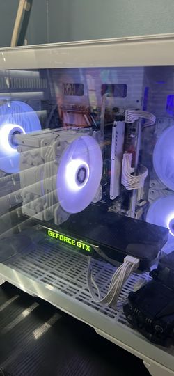 Not Selling My Pc Look Description