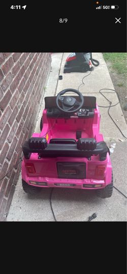 Barely used pink Jeep and Spider-Man power wheels batteries and chargers included