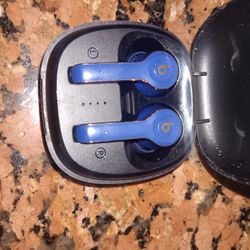 Beats Solo Pro Earbuds 