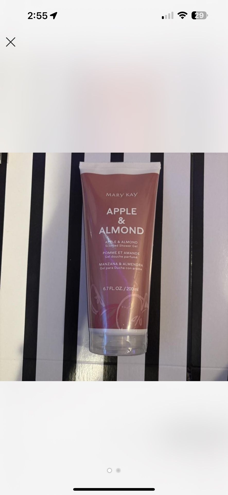 Apple and almond shower gel