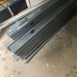 Metal Studs 2x4x8 44pcs Plus
