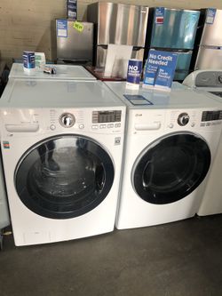 LG Laundry Set White