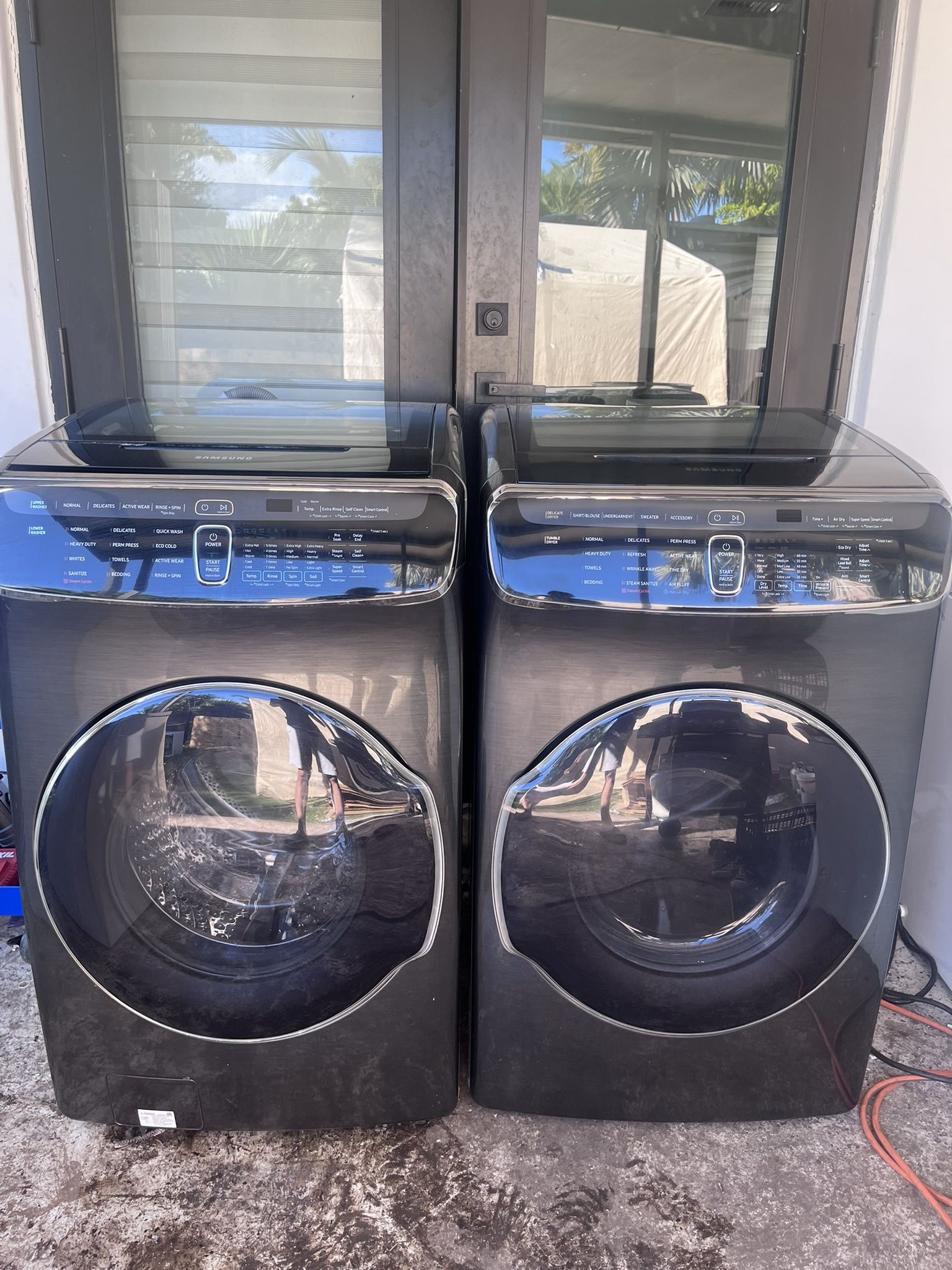 SAMSUNG WASHER AND DRYER