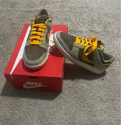 Nike Dunk Low SE