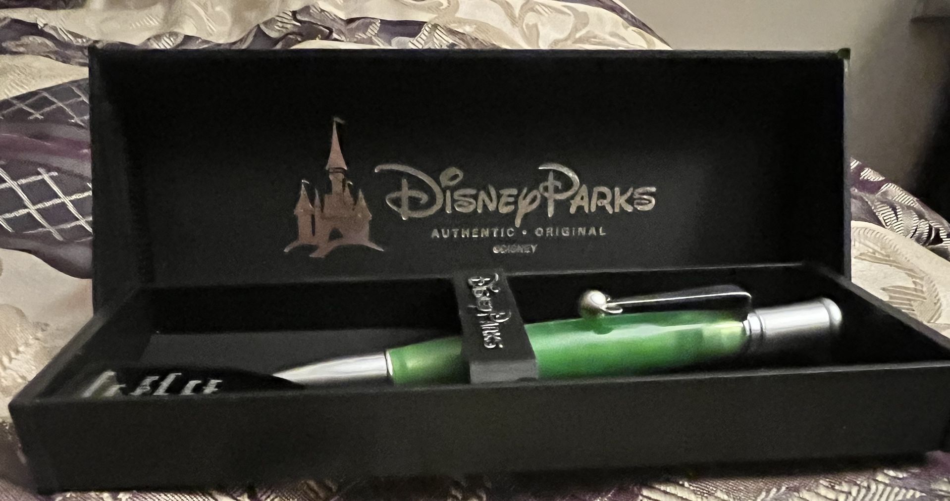 Disney Parks Mickey Mouse Green Pen