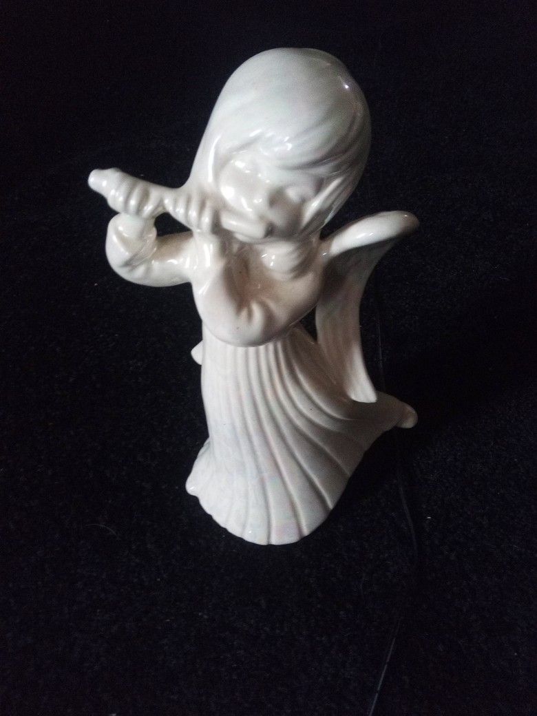 Vintage Atlantic Mold Angel Playing Flute