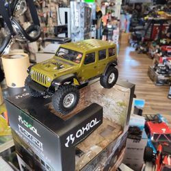 Axial SCX24 Jeep Wrangler JLU RC Crawler