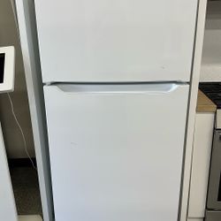 Frigidaire 18 Cubic Refrigerator