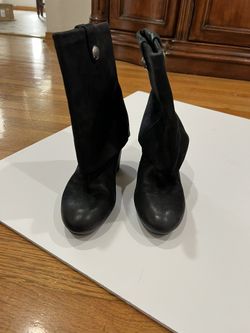 Vince Camuto Boots - Size 8B/38