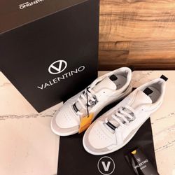 Valentino Garavani Low