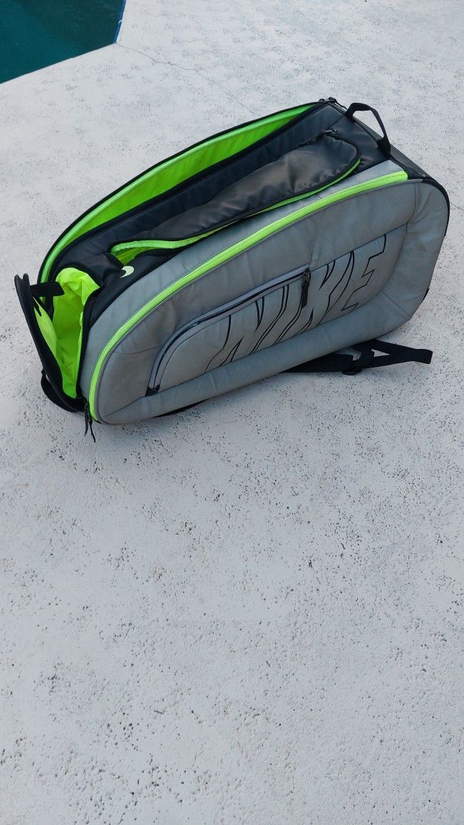 Tennis Bag Nike Court Tech 1 Tennis Racquet Backpack Bag Black Silver Volt BA4866-072 Tour Federer RARE