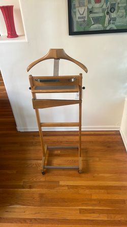 mcm vintage made in England wood  valet