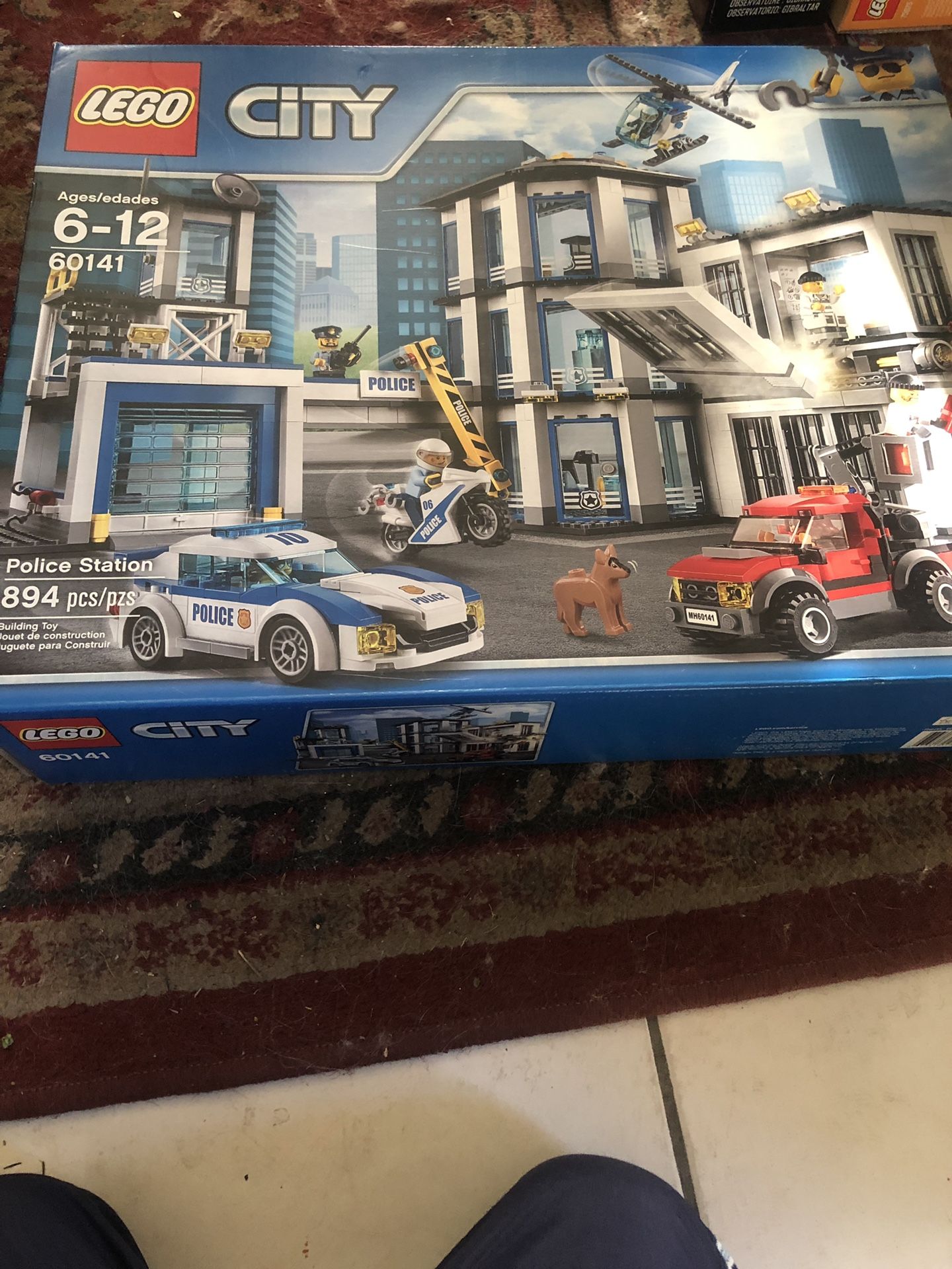 Lego 60141 city police station brand new sealed in box