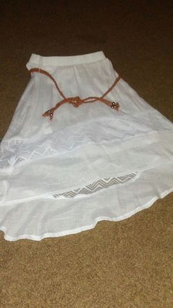 Girl size 6 skirt