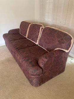 8’ Traditional Upholstered Sofa – Good Condition