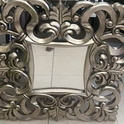 Sliver Mirror Decor