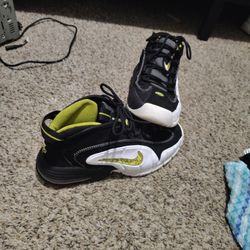 8.5M -Nike Airmax Penny 1 Lester middle School
